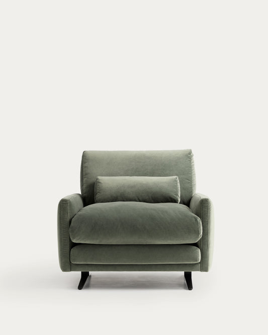 Veliro green velvet armchair with steel legs in black finish FSC Mix Credit