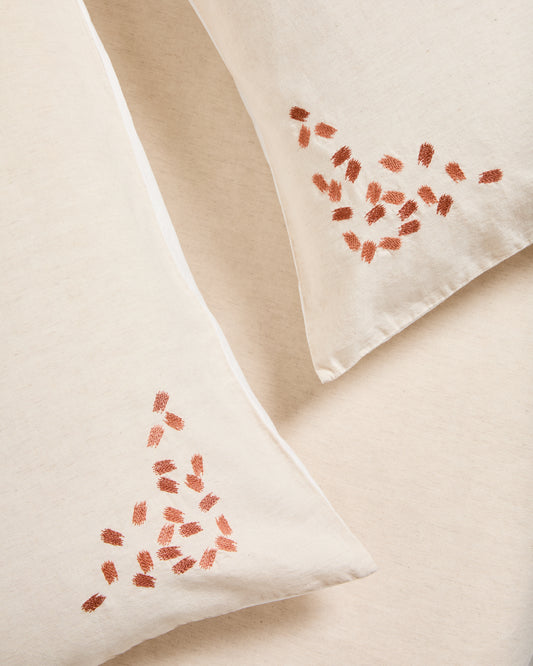 Virelda duvet cover and pillowcase set in beige cotton and linen with embroidered detail for 180cm bed