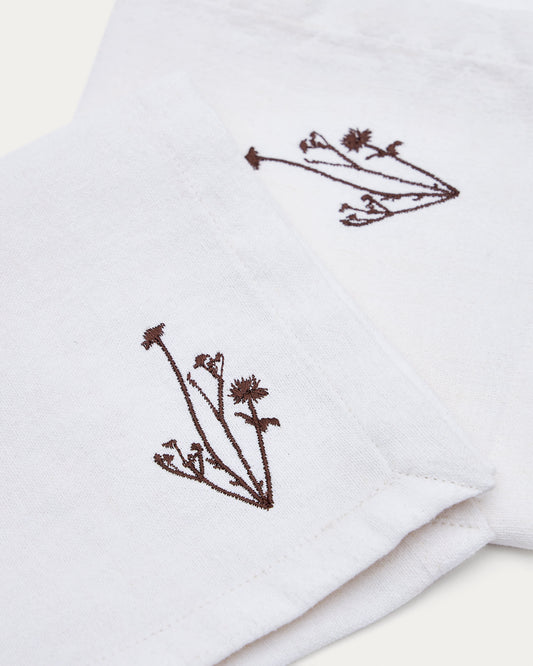 Mada set of 2 linen and white cotton napkins with brown flower embroidery