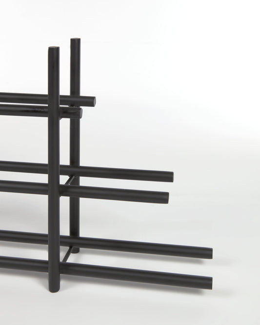 Shizu black metal bottle rack